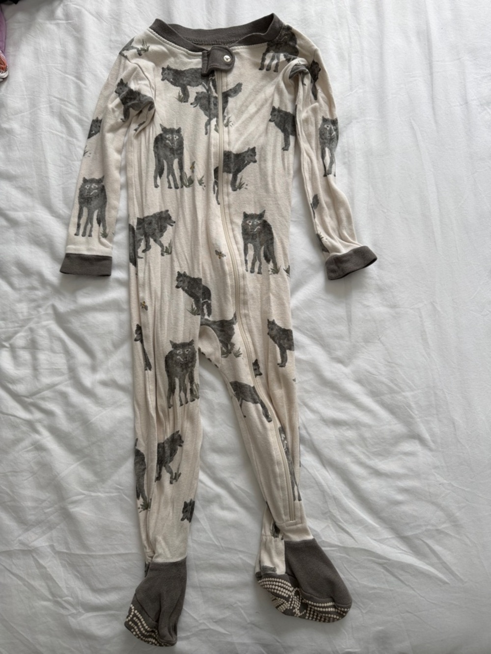 Cream and Gray Wolf Print Kids One-Piece Footed organic cotton Pajamas